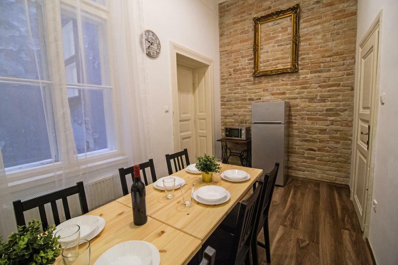 Cheerful And Cozy 2 Bedrooms 2 Bathrooms Apartment With Top Location Budapešť Exteriér fotografie
